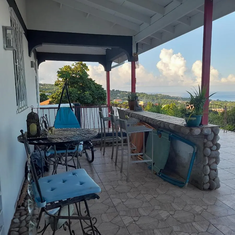 Canefield Sea View Apartment Roger