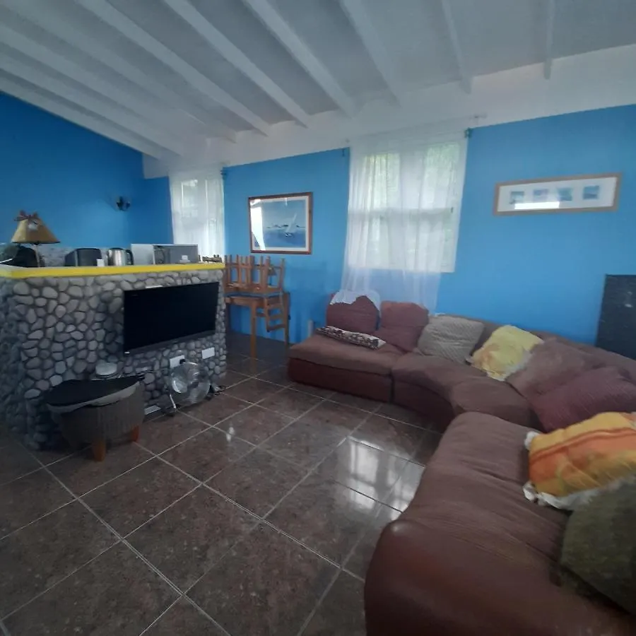 Canefield Sea View Apartment Roger 0*,