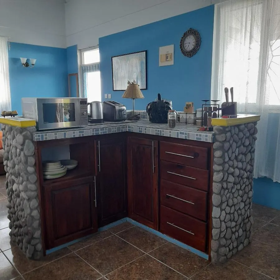 Canefield Sea View Apartment Roger 0*,  Dominica