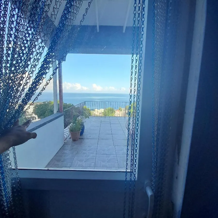 Canefield Sea View Apartment Roger